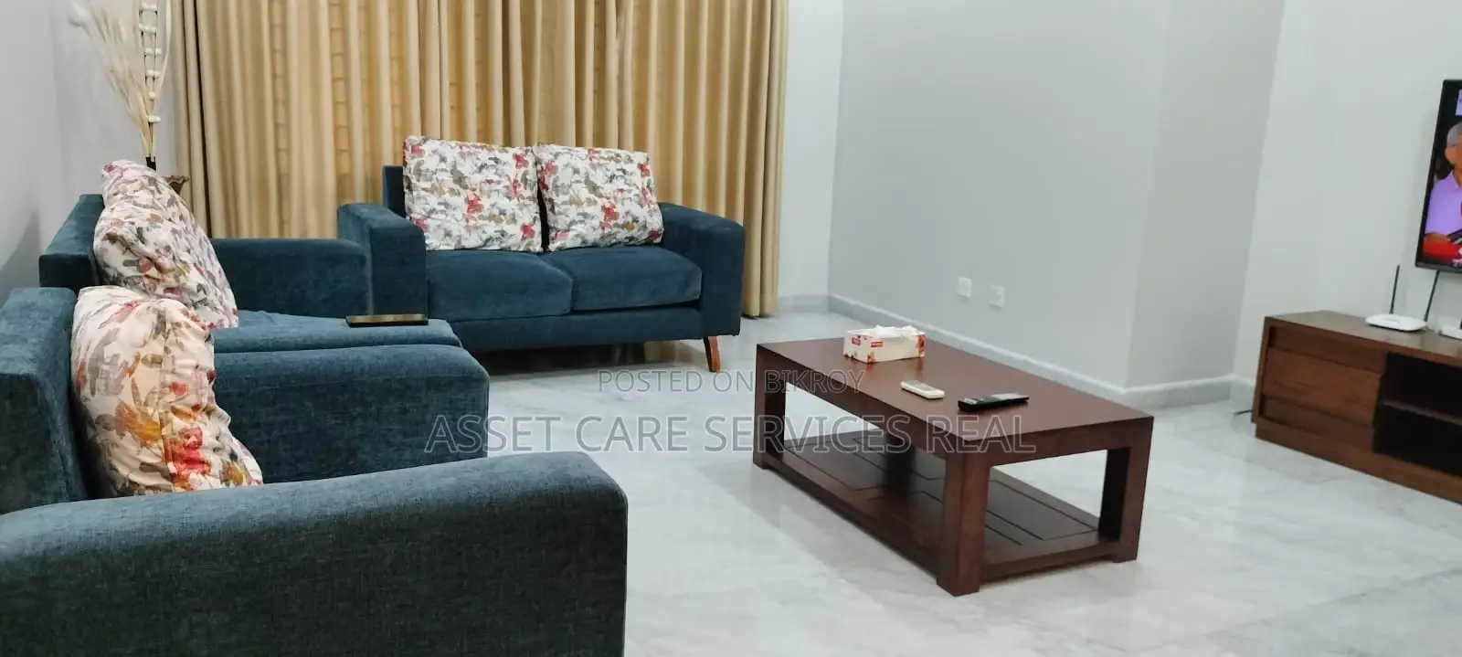 Fully Furnished Flat Rent @ Gulshan 2 in Gulshan