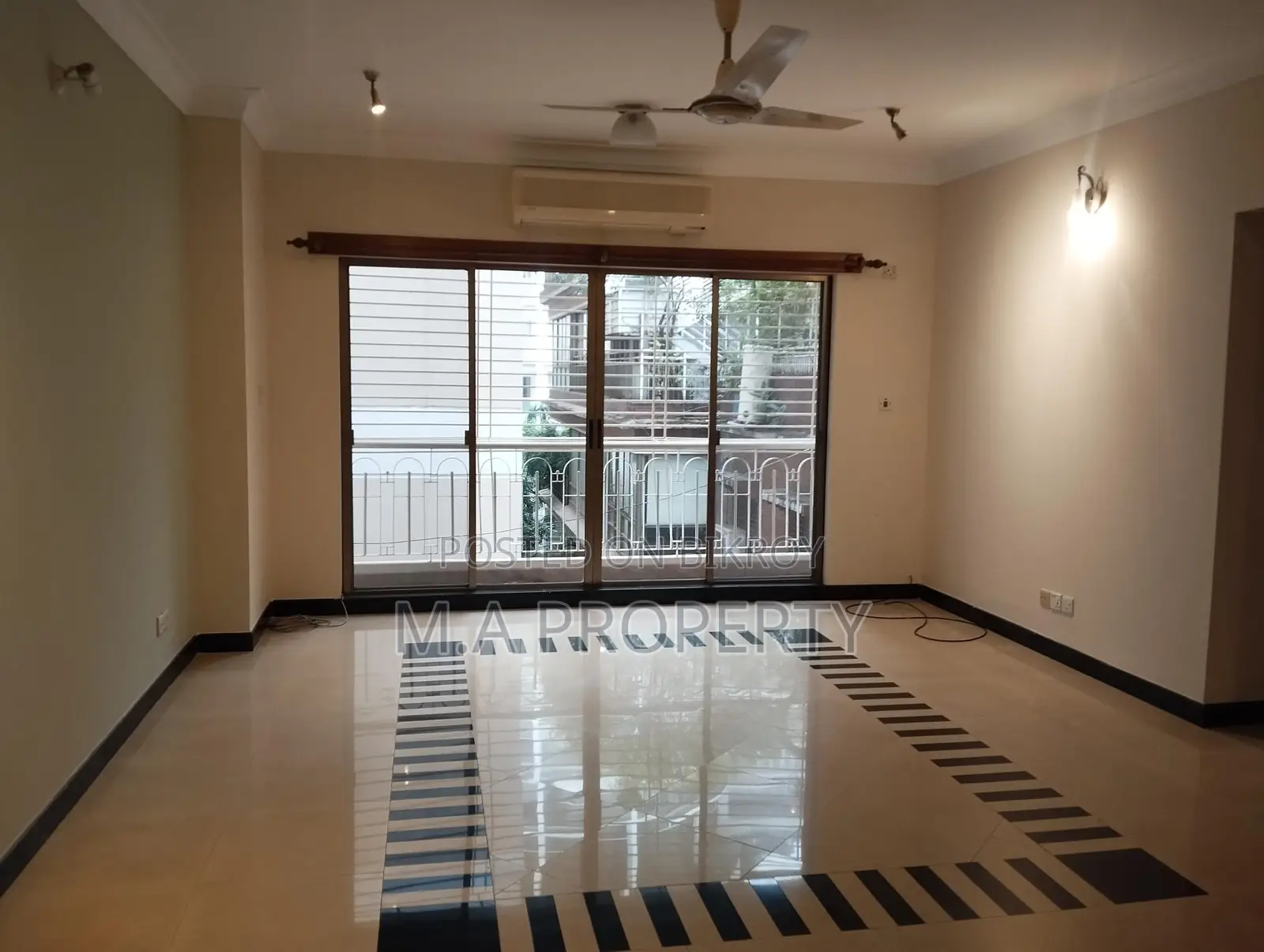 3700 SFT EXCELLENT SEMI-FURNISHED FLAT FOR RENT IN GULSHAN NORTH in Gulshan