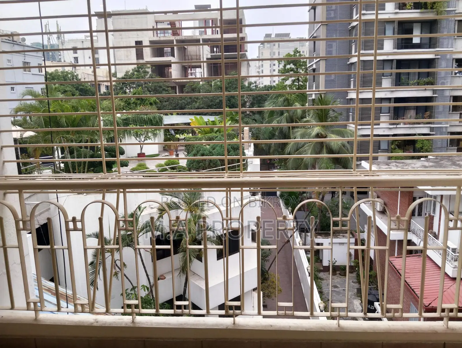 3700 SFT EXCELLENT SEMI-FURNISHED FLAT FOR RENT IN GULSHAN NORTH in Gulshan