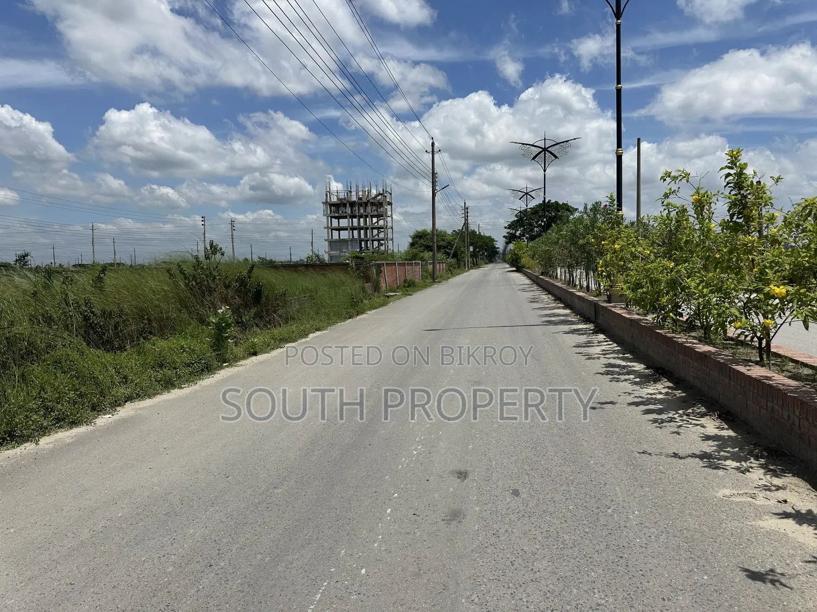 N Block 3 Katha South Face Plot at Basundhara in Basundhara