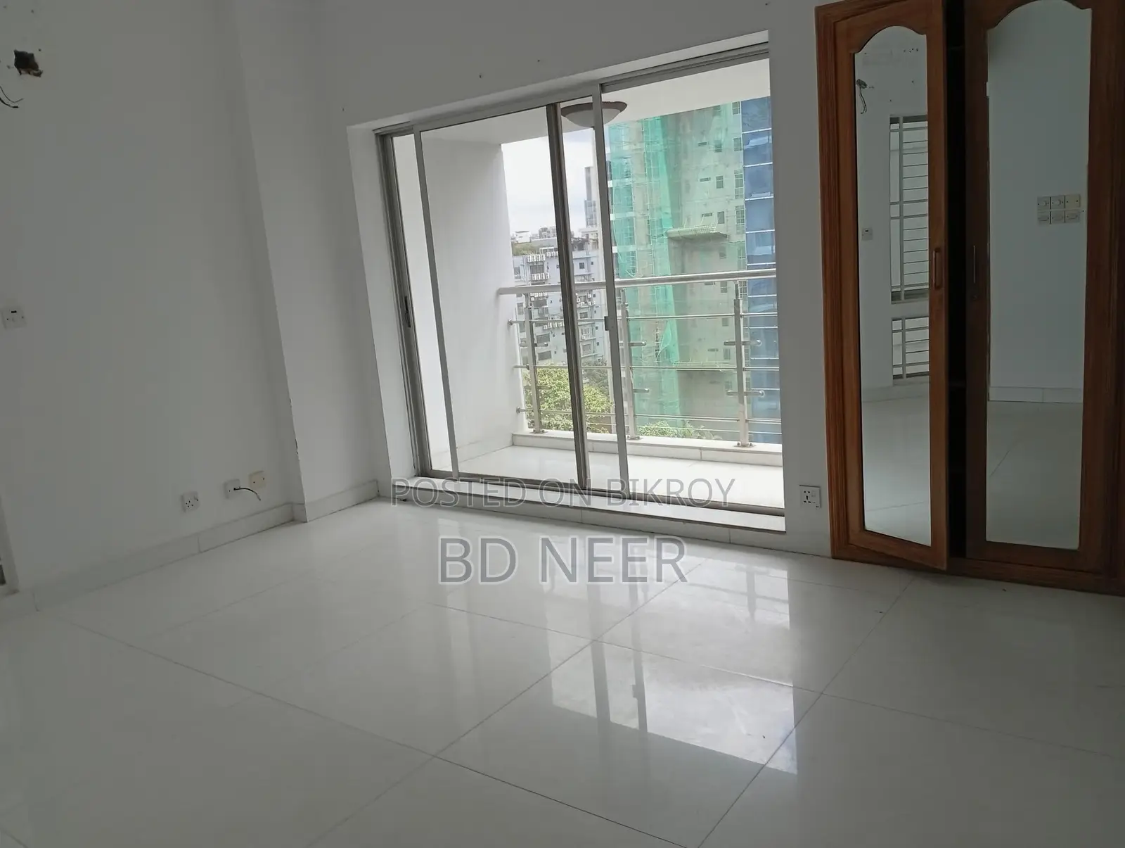 New Building Gym Swimming 3500 Sq Ft Flat Sale in Gulshan-2 North in Gulshan