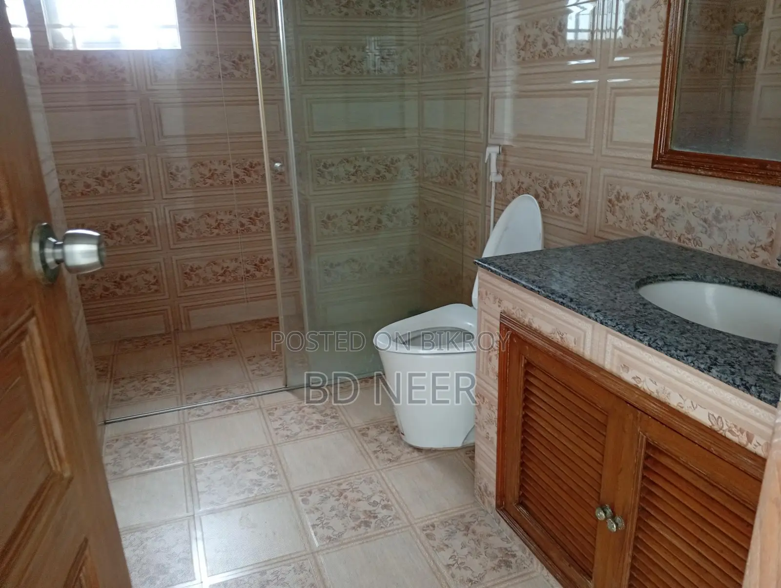 New Building Gym Swimming 3500 Sq Ft Flat Sale in Gulshan-2 North in Gulshan
