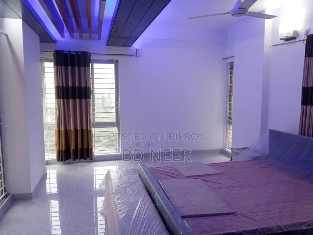 Very Well Newly Full Furnish 4 Bed Room Apt Rent in Gulshan in Gulshan