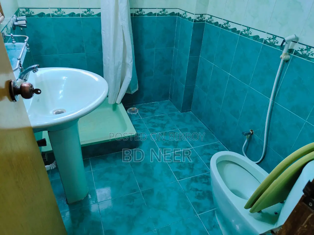 fully furnish 4 Bed room apt available in Gulshan in Gulshan