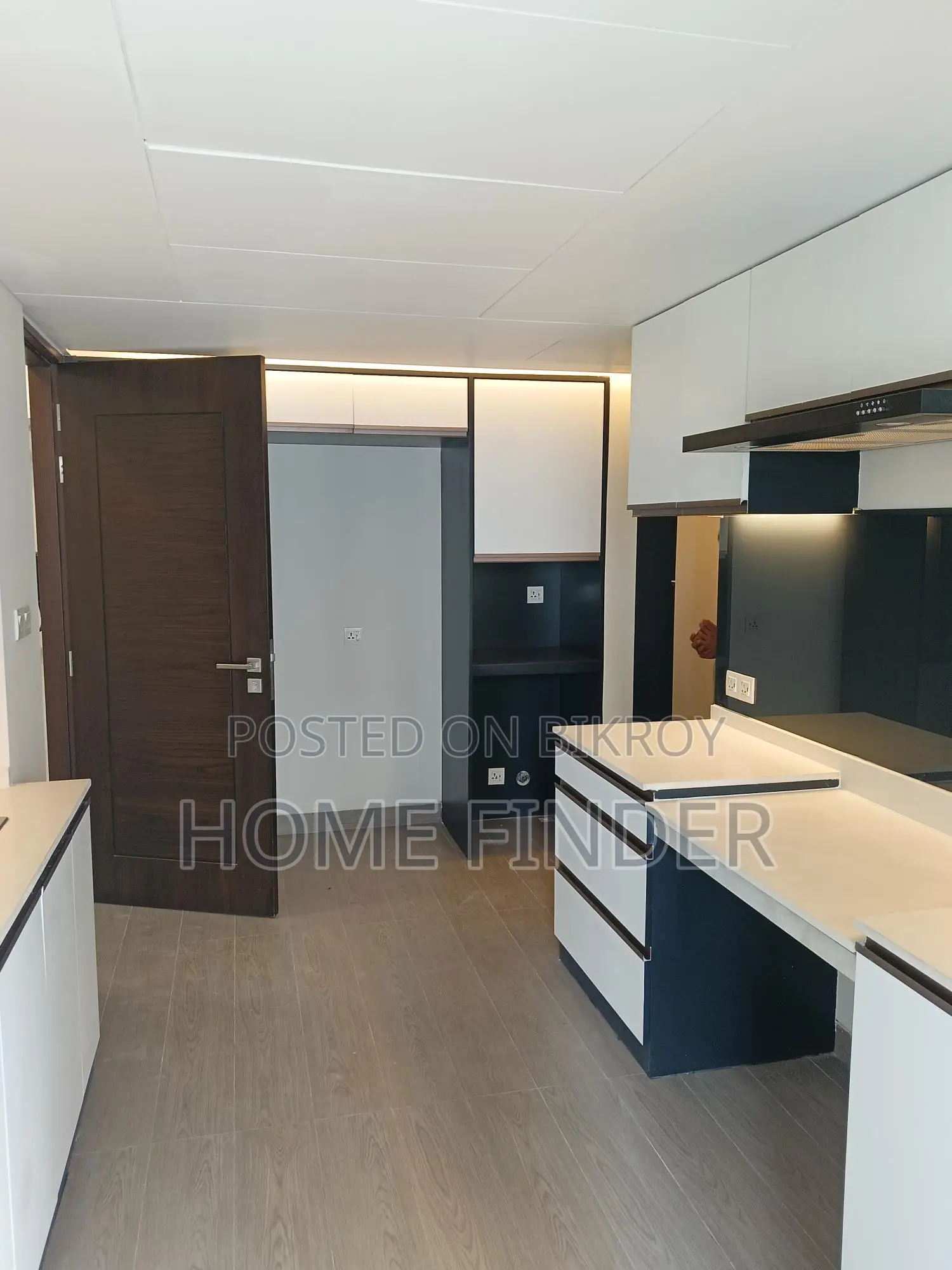 3370 Sqft Semi-Furnished (GYM_POOL) Apartment For Rent in Gulshan in Gulshan
