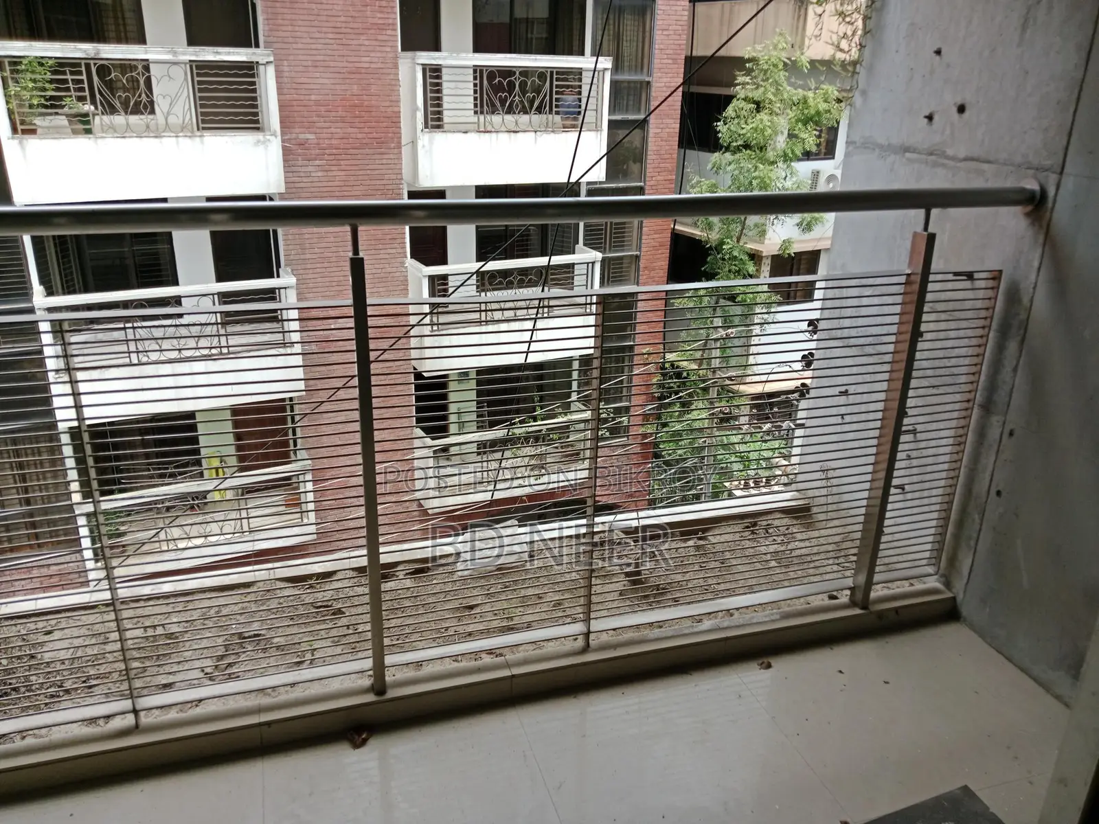 very nice 2200 sft 3 Bed room apt rent in banani in Banani