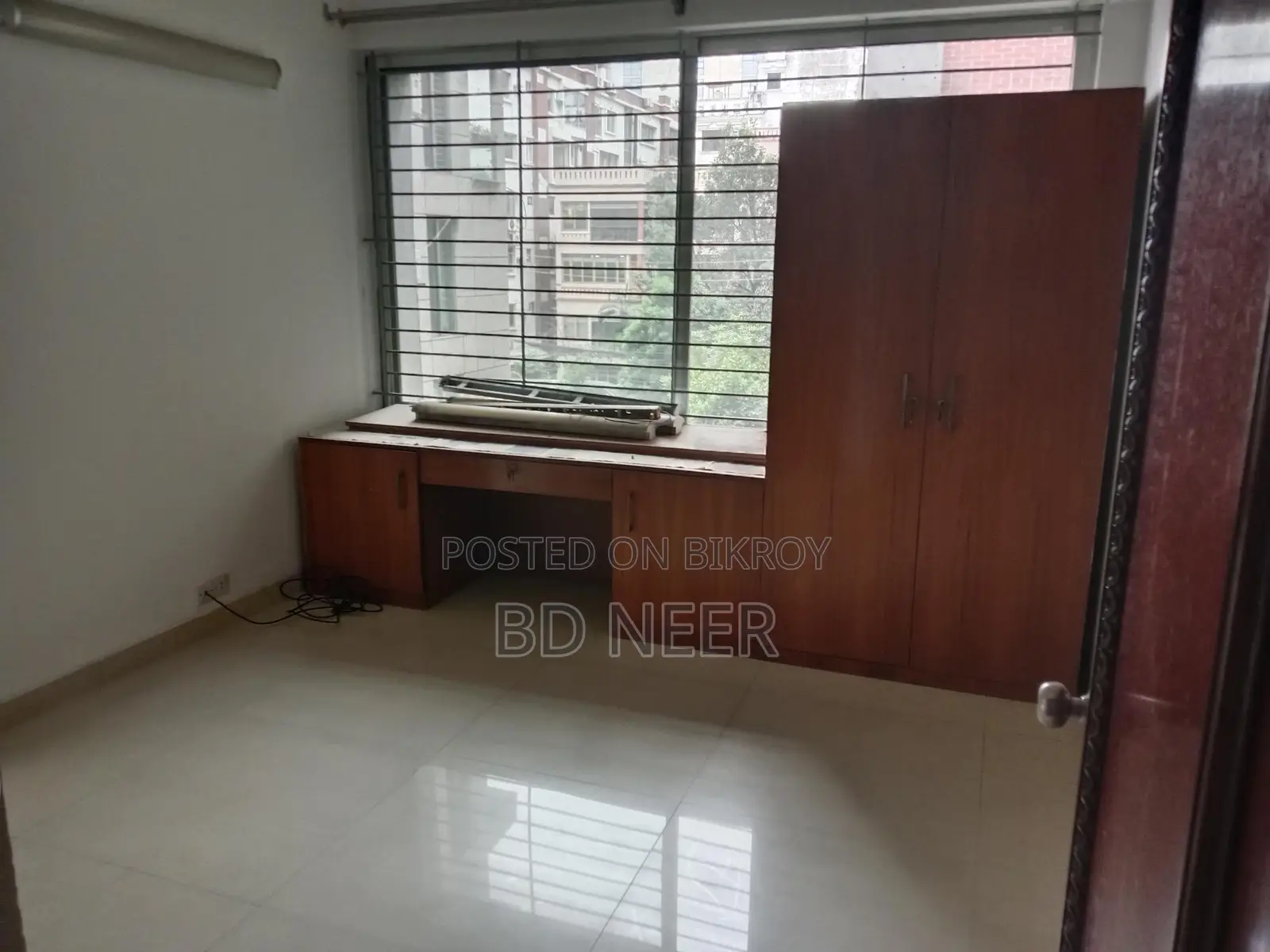Looking so nice 2200 sft 3 Bed room apt rent in Gulshan in Gulshan