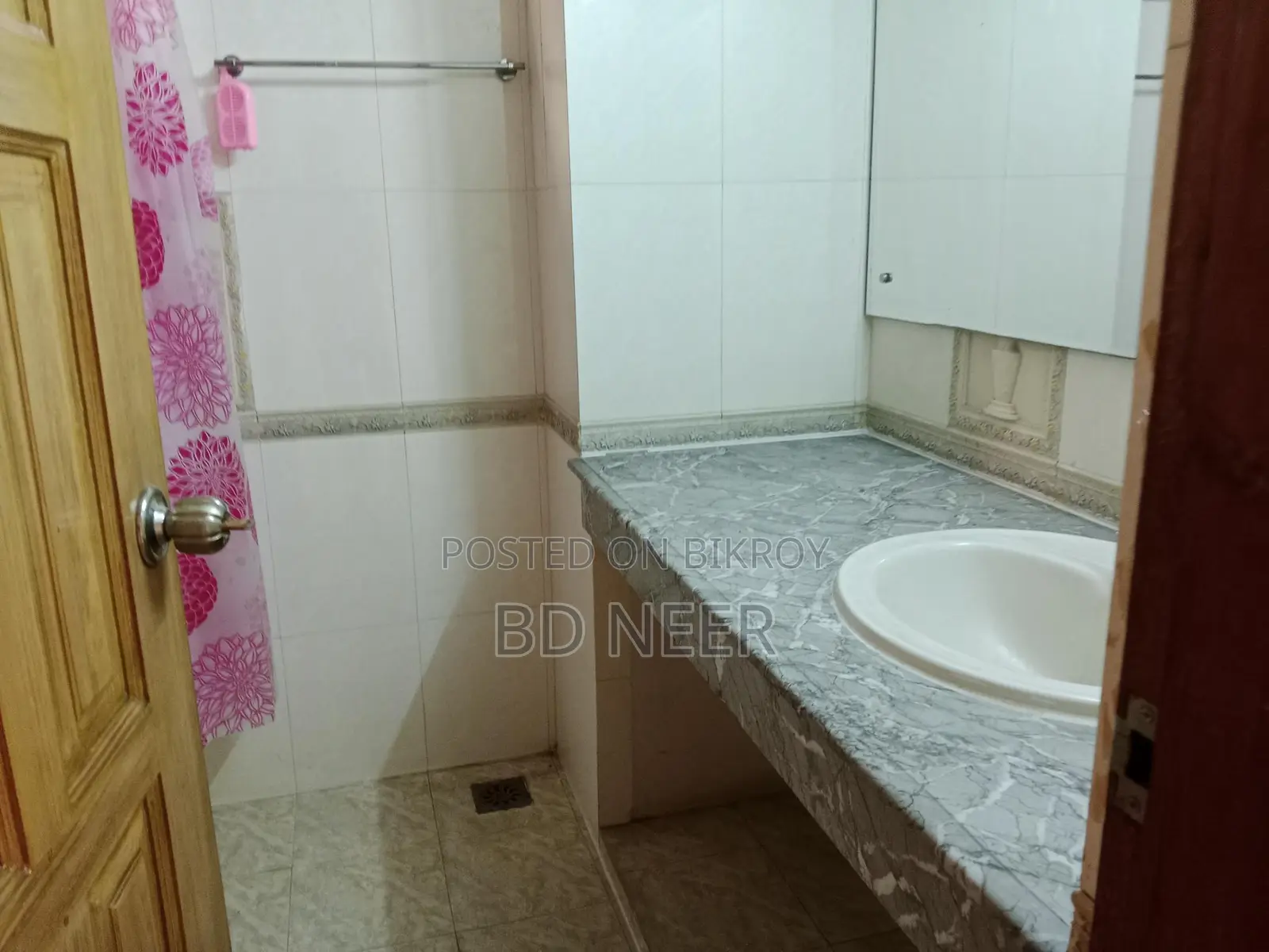 Looking good unfurnished 3 bedroom apartment rent in Gulshan north side in Gulshan