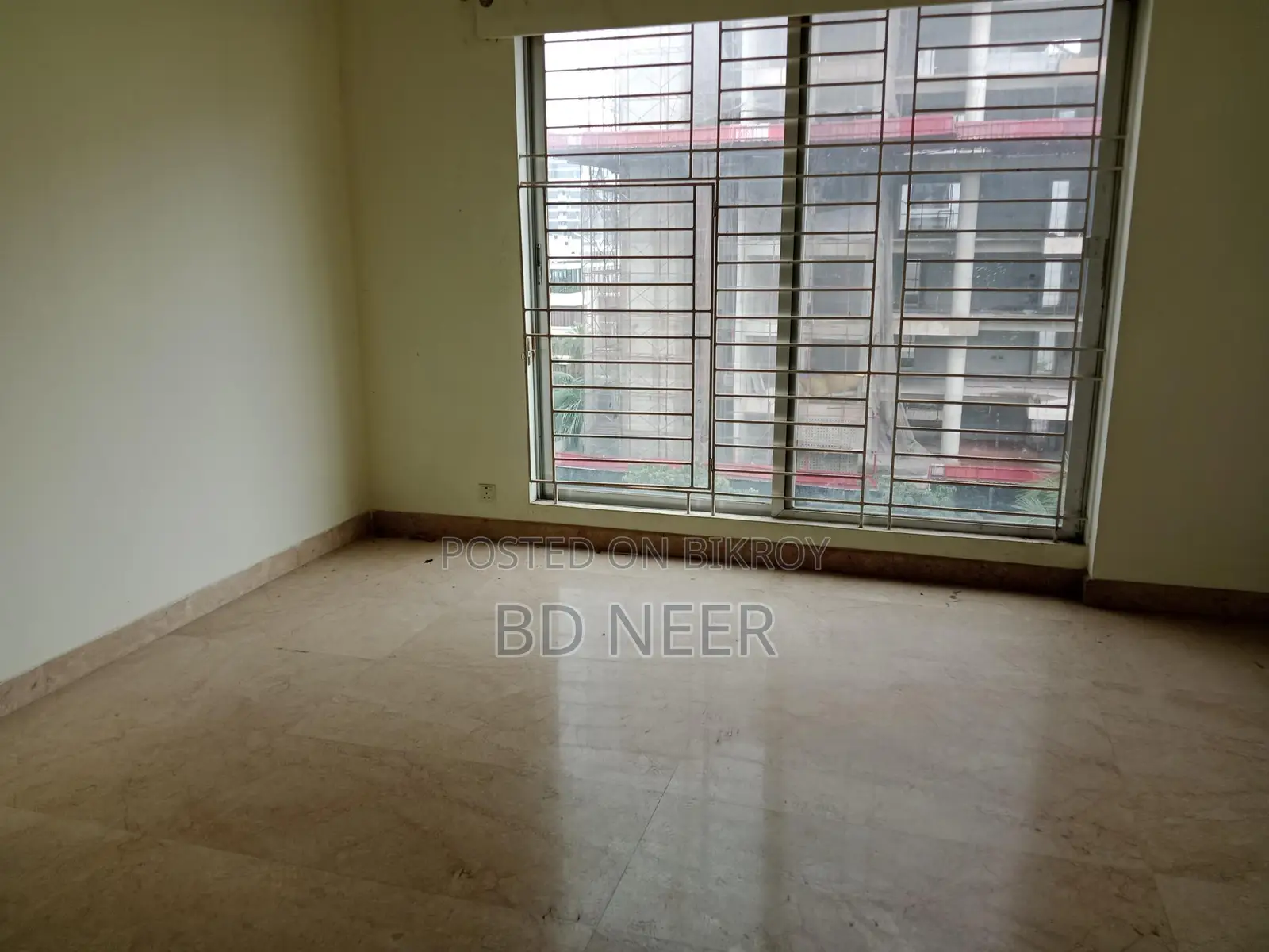 Nice 2700 sft 4 Bed room apt rent in banani North in Banani