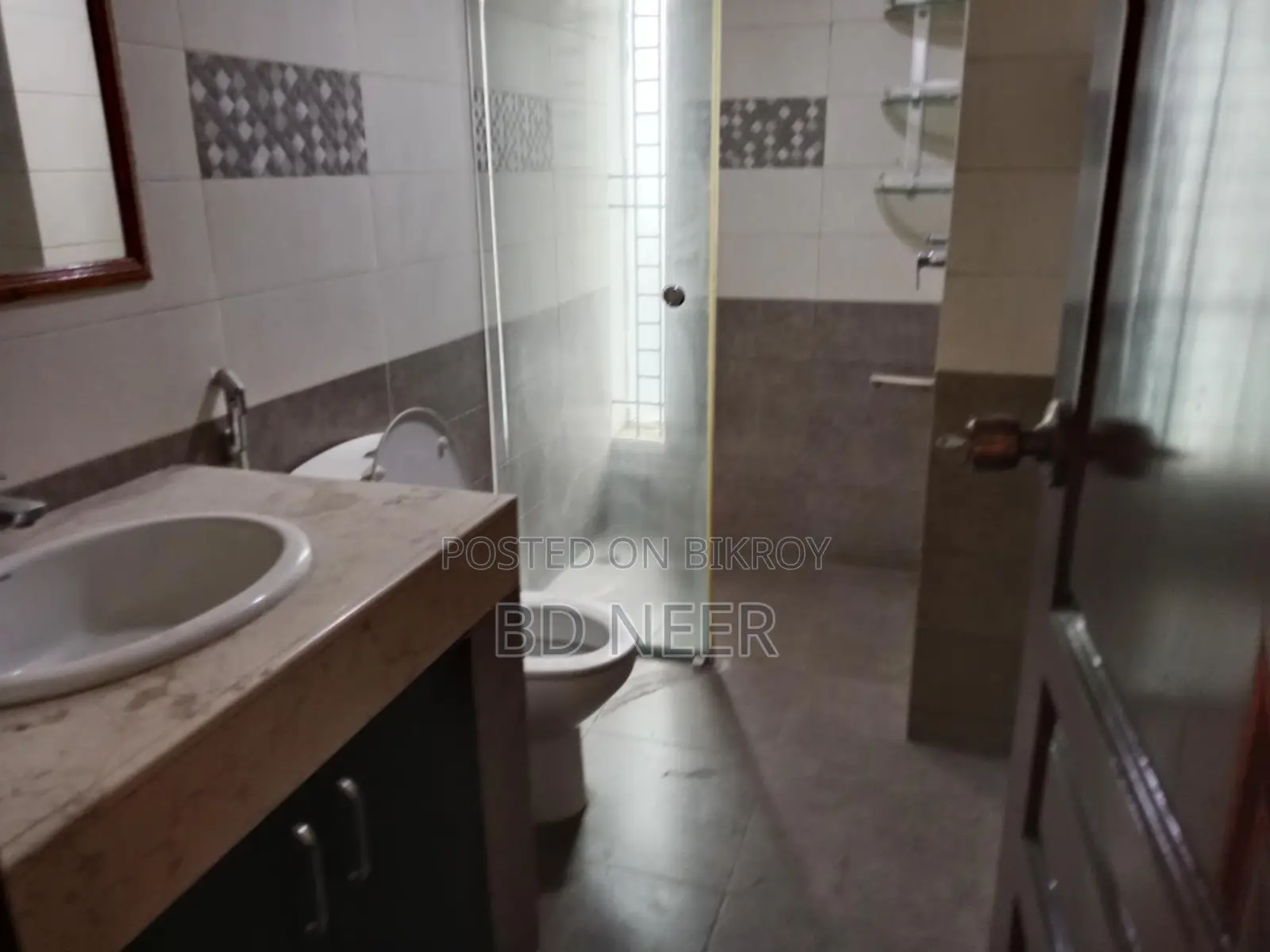 Nice 2700 sft 4 Bed room apt rent in banani North in Banani