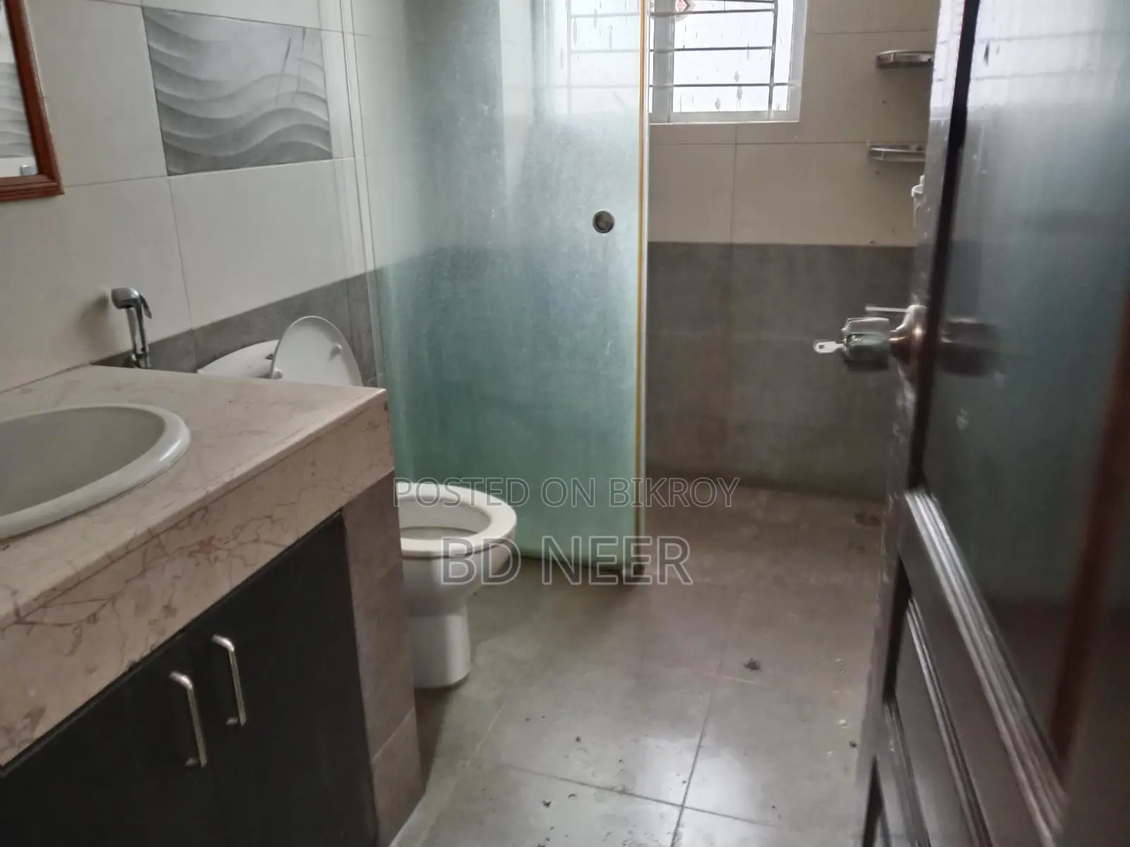 Nice 2700 sft 4 Bed room apt rent in banani North in Banani