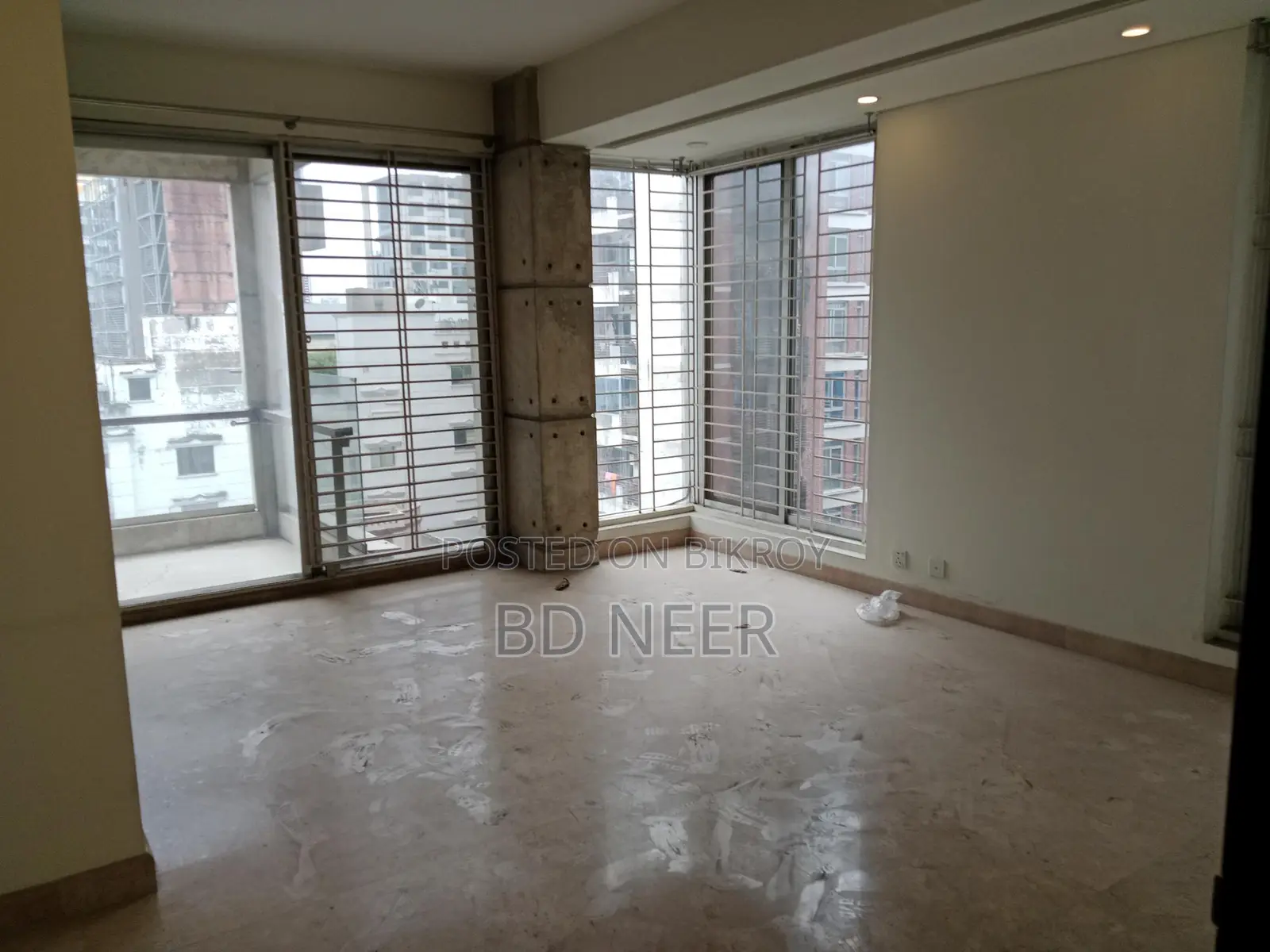 Nice 2700 sft 4 Bed room apt rent in banani North in Banani