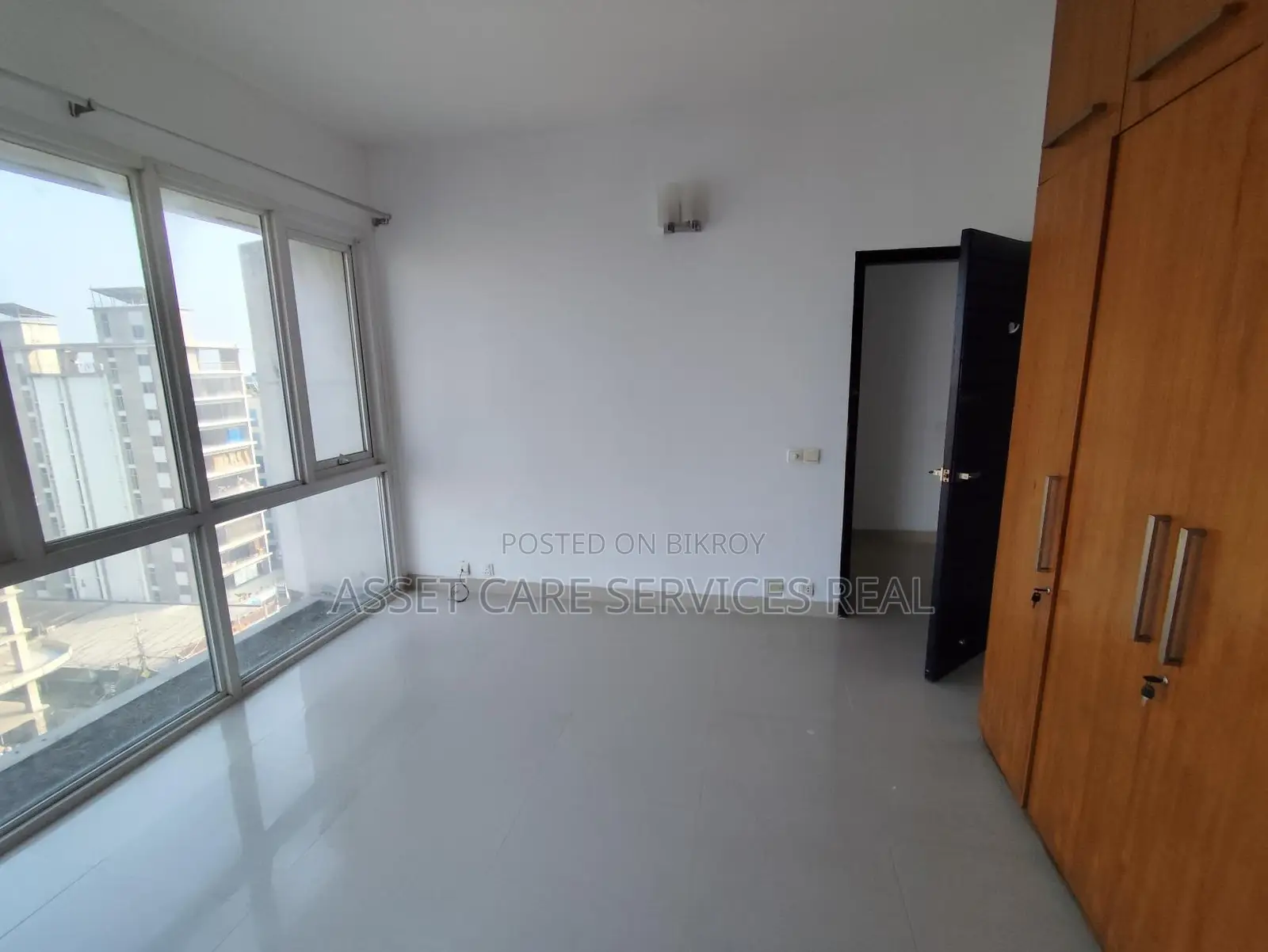 Baridhara Diplomatic Zone (4000-Sqft) Exclusive Office Space Rent in Baridhara