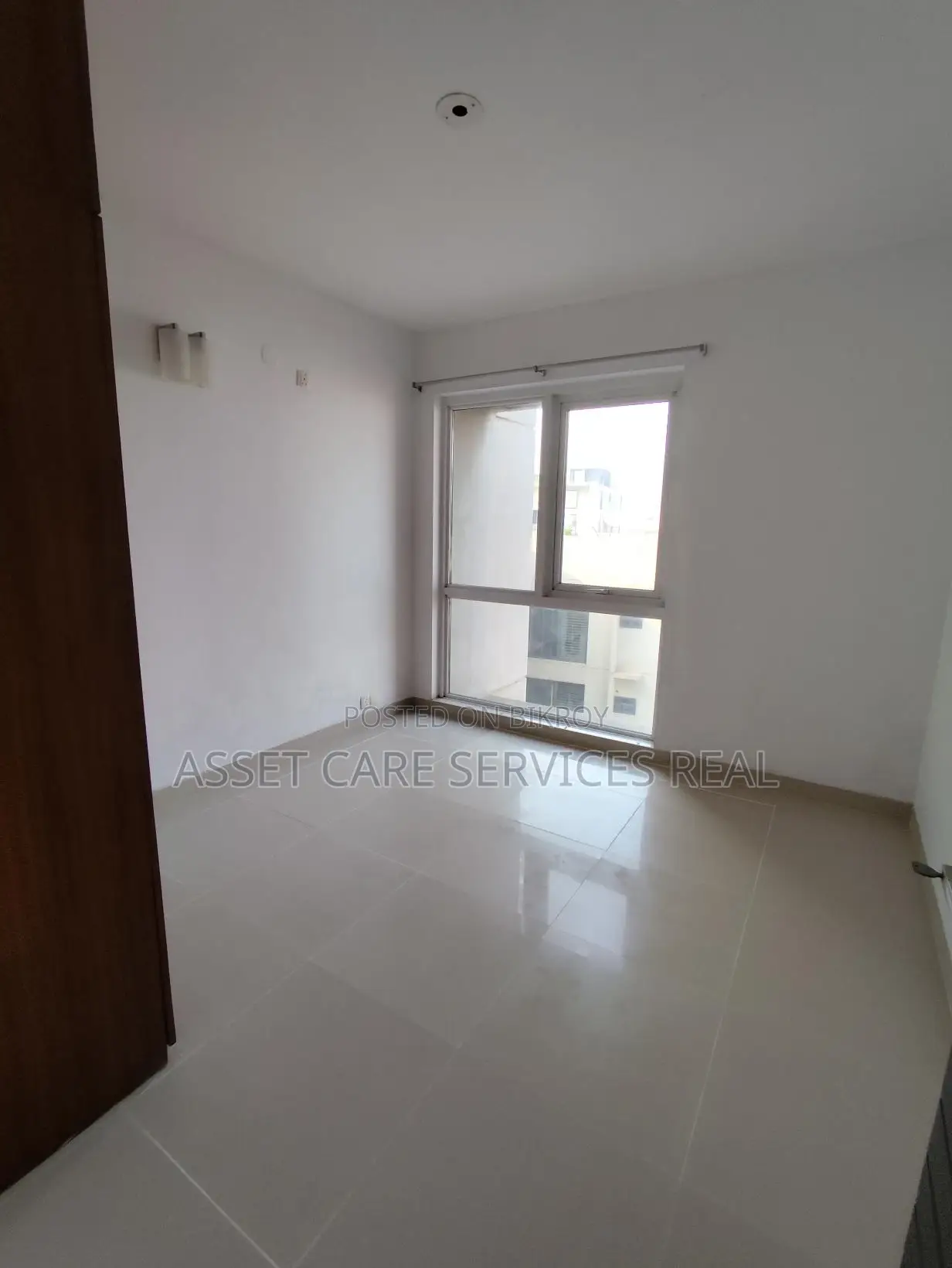Baridhara Diplomatic Zone (4000-Sqft) Exclusive Office Space Rent in Baridhara