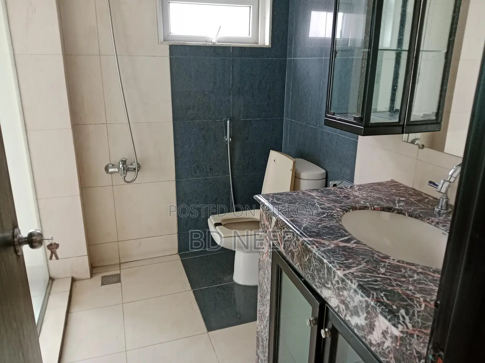 Flat rent Gulshan in Gulshan