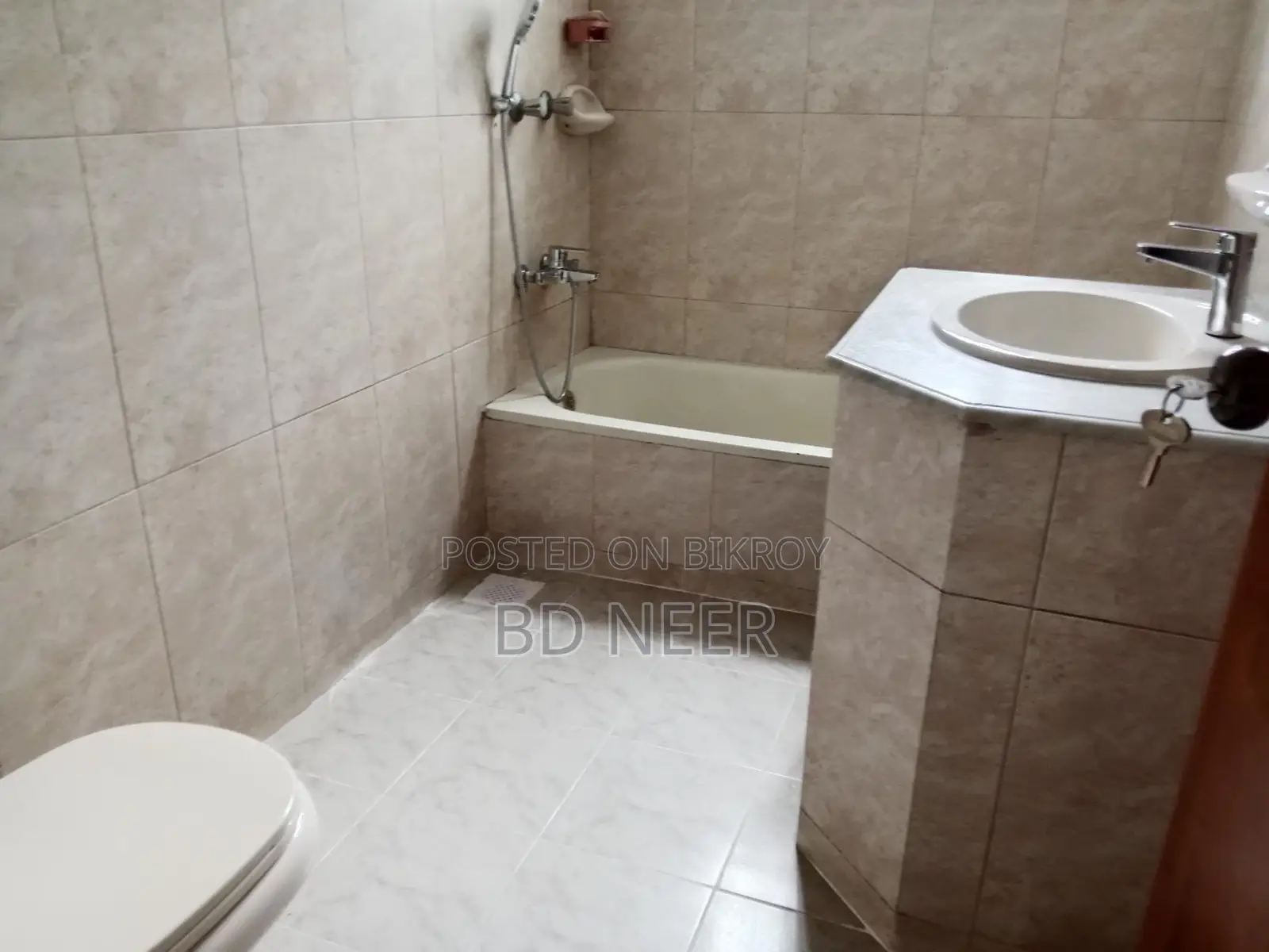 Looking so nice 3 Bed room apt rent in Gulshan in Gulshan