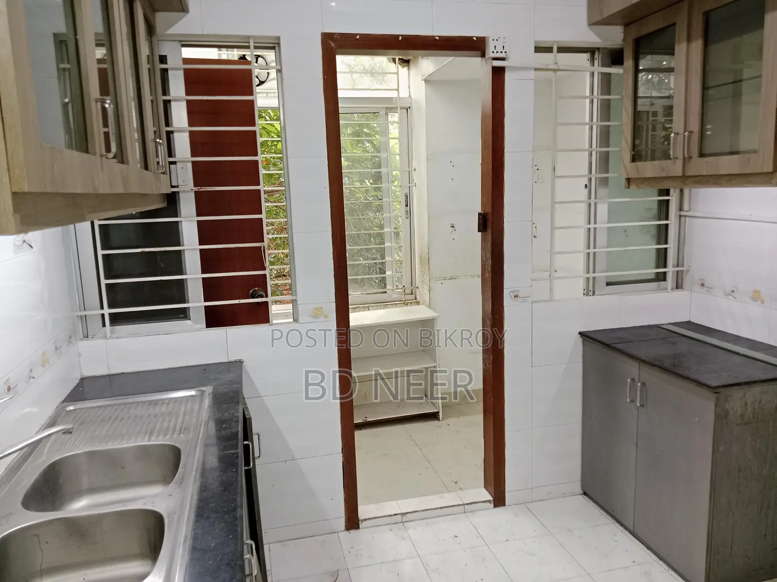 Luxurious 4200 sq ft 4-Bedroom Apartment with Gym for Rent in Gulshan 2 in Gulshan