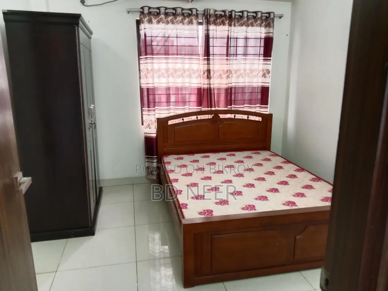 So good semi furnish 3 Bed room apt available in banani North in Banani