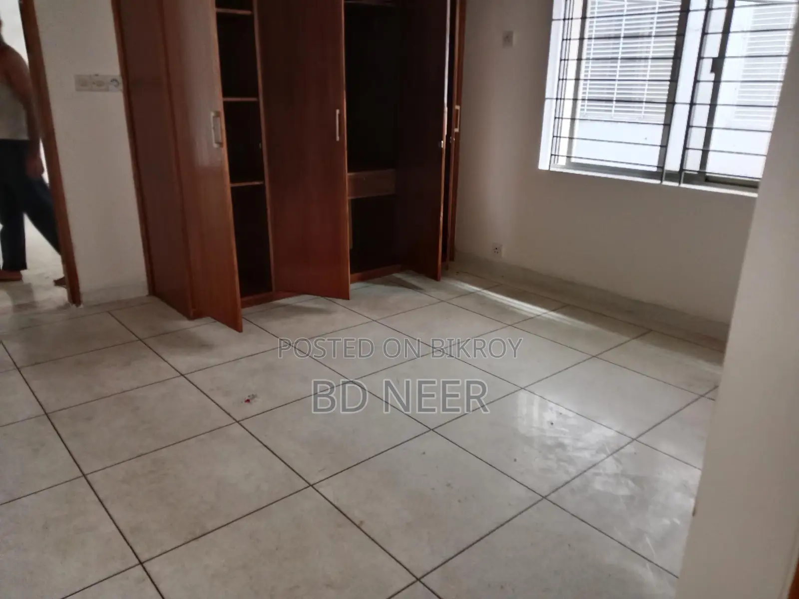 nice looking unfurnish 3 Bed room apt rent in banani in Banani