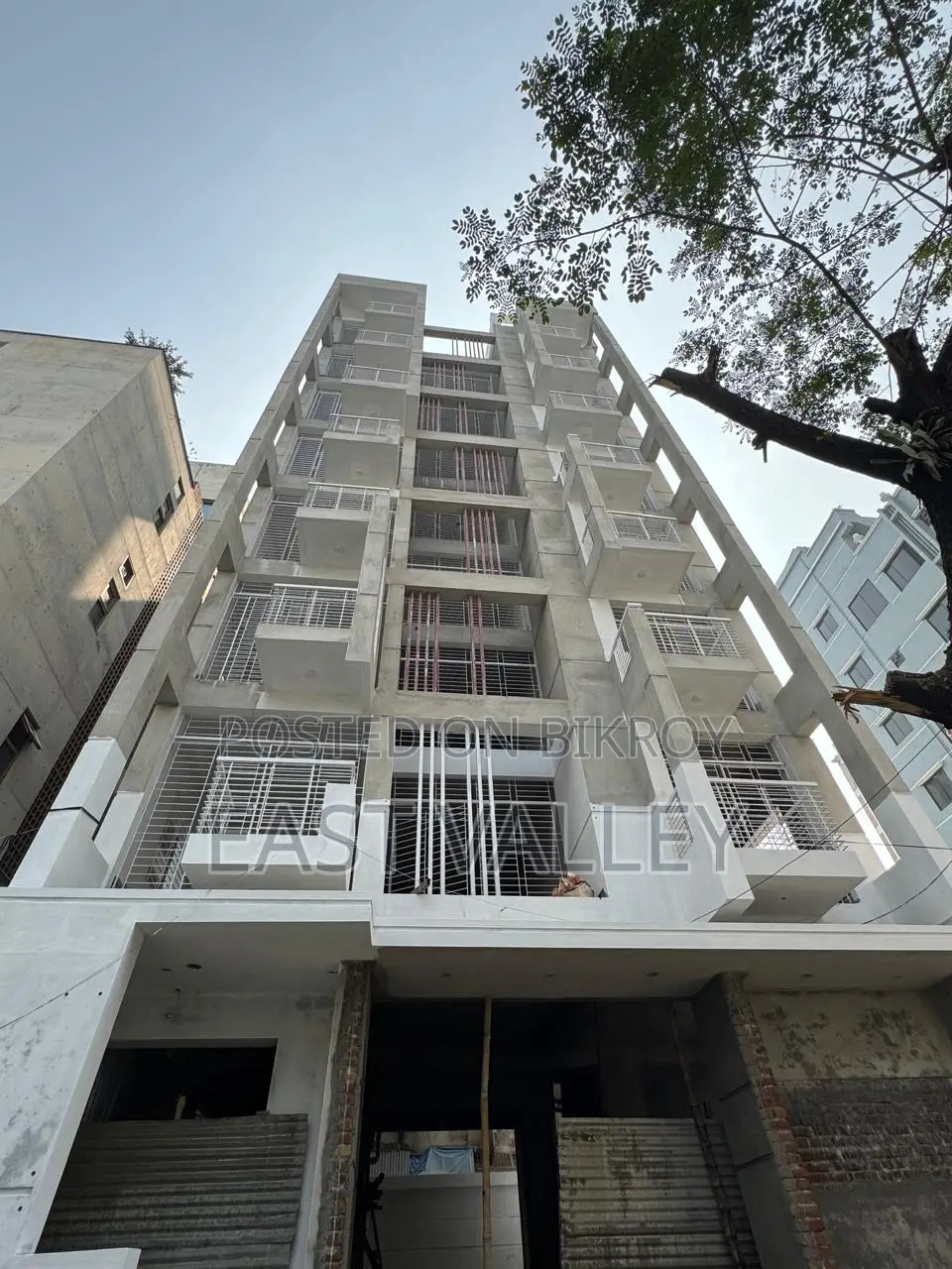 1500 Sqft Almost Ready Flat For Sale In Bashundhara R/A in Basundhara