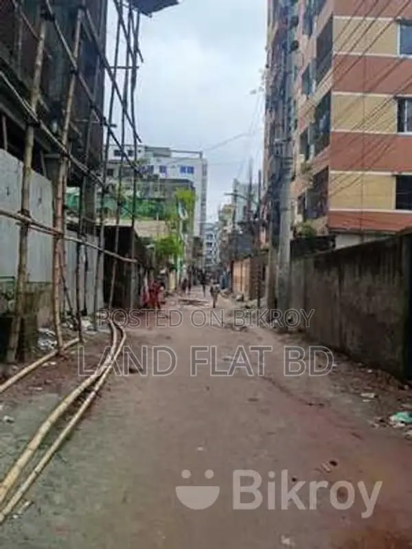 2500 sq ft flat in a building under construction near Dhanmondi, Rayer Bazar in Dhanmondi