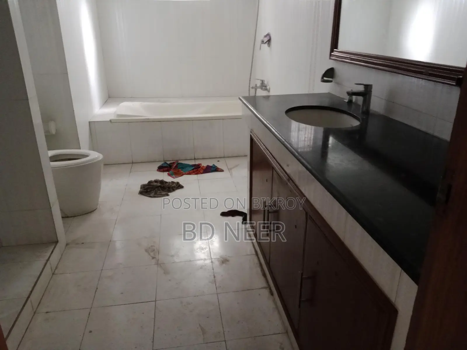 Resident building 5100 sft office space rent in Gulshan 2 in Gulshan