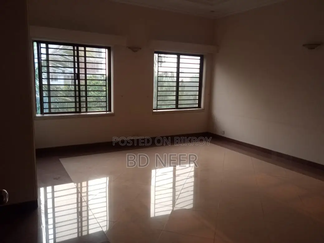 Office Space Available in Rasident Building at Gulshan in Gulshan