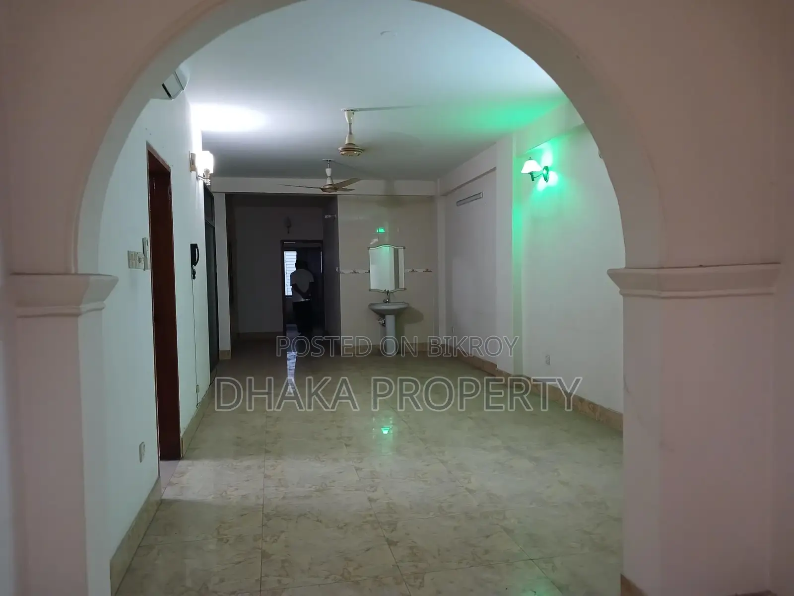 4Bed Wonderful Semi Furnish Apartment Rent At Baridhara Diplomatic Zone in Baridhara