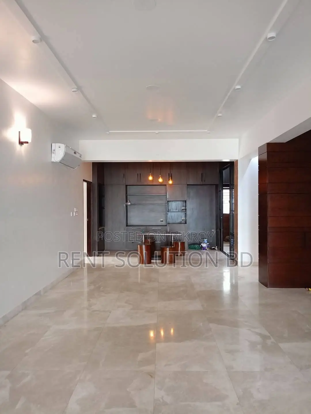 Lakeside Semi Furnished Gym Swimming Pool Flat Rent in Gulshan North in Gulshan