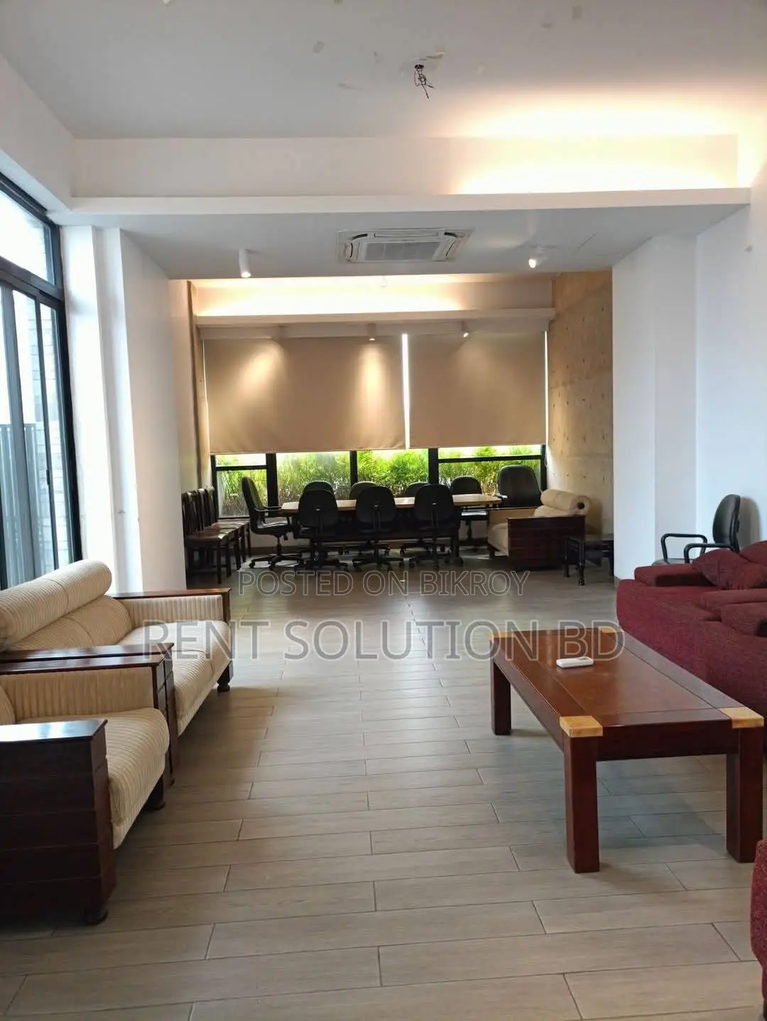 Lakeside Semi Furnished Gym Swimming Pool Flat Rent in Gulshan North in Gulshan