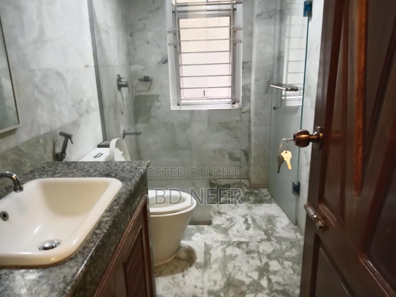 Very well semi furnish 3 Bed room apt rent in Gulshan in Gulshan