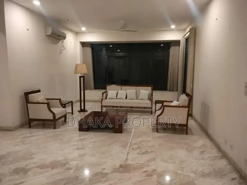 Furnished Luxurious Apartment Rent in Gulshan North in Gulshan