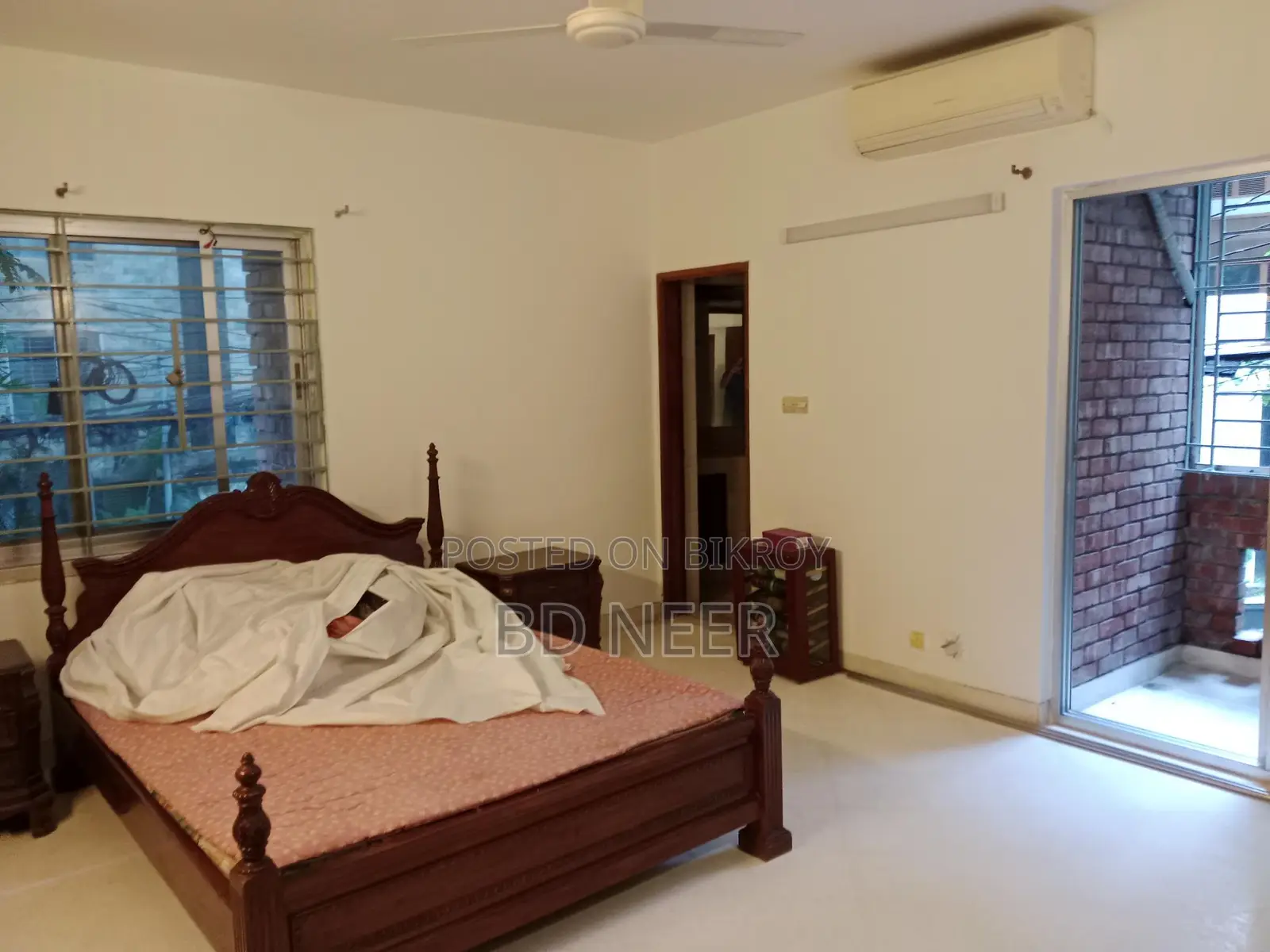 Duplex semi furnish 4 Bed room apt rent in banani North in Banani