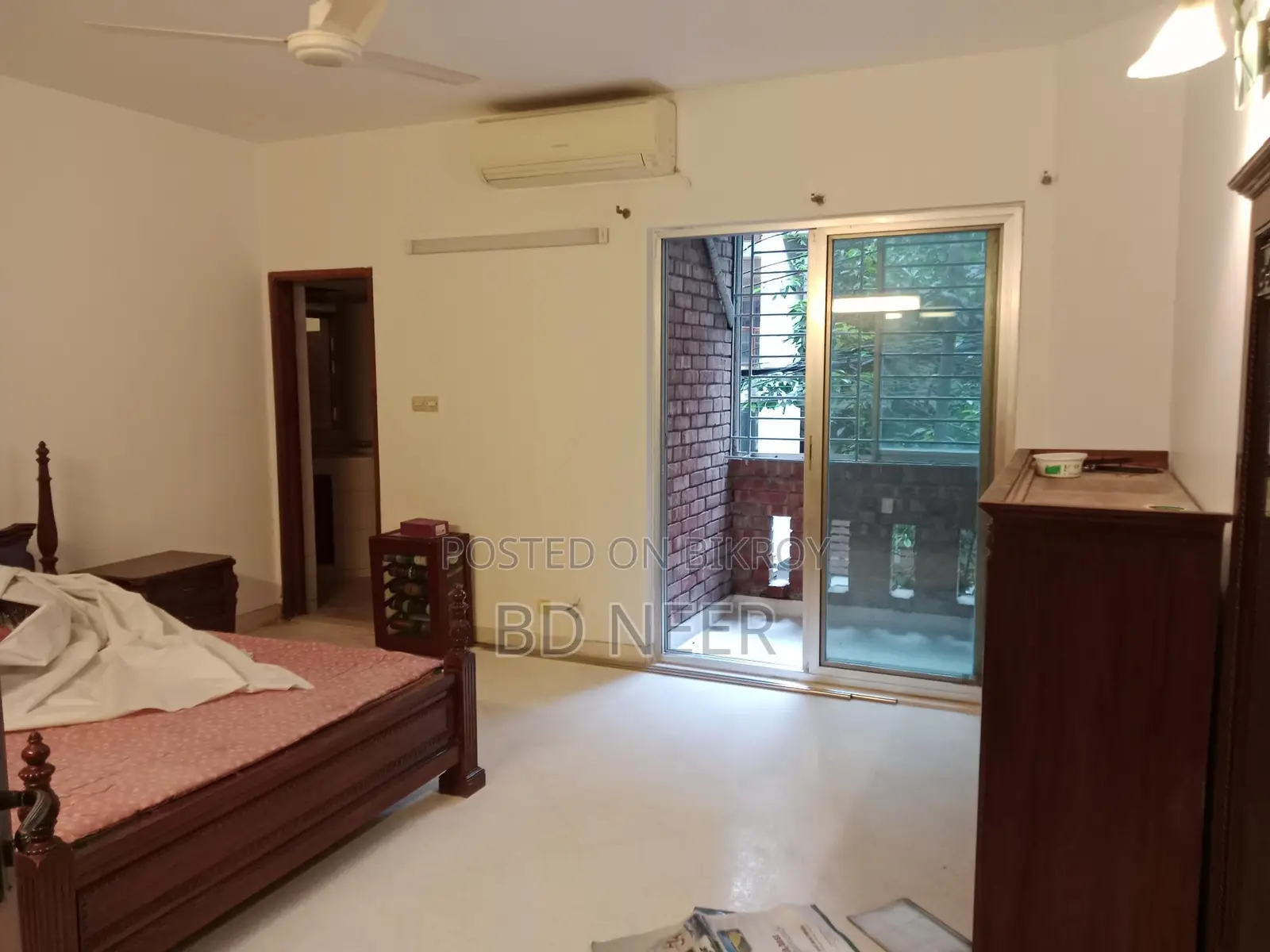 Duplex semi furnish 4 Bed room apt rent in banani North in Banani