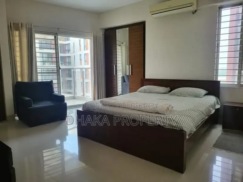 Luxurious Full-Furnished Apartment Rent in Gulshan in Gulshan