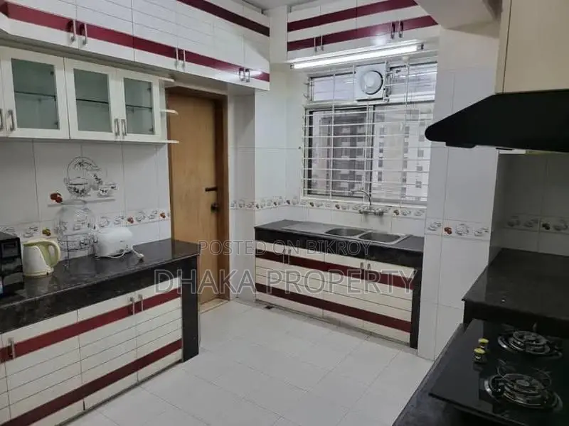 Luxurious Full-Furnished Apartment Rent in Gulshan in Gulshan