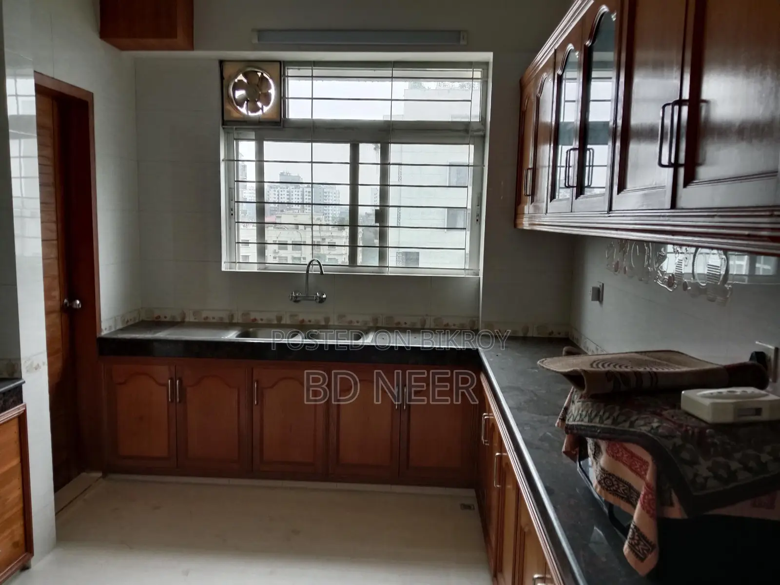 Excellent fully furnish 3 Bed room apt rent in Gulshan in Gulshan