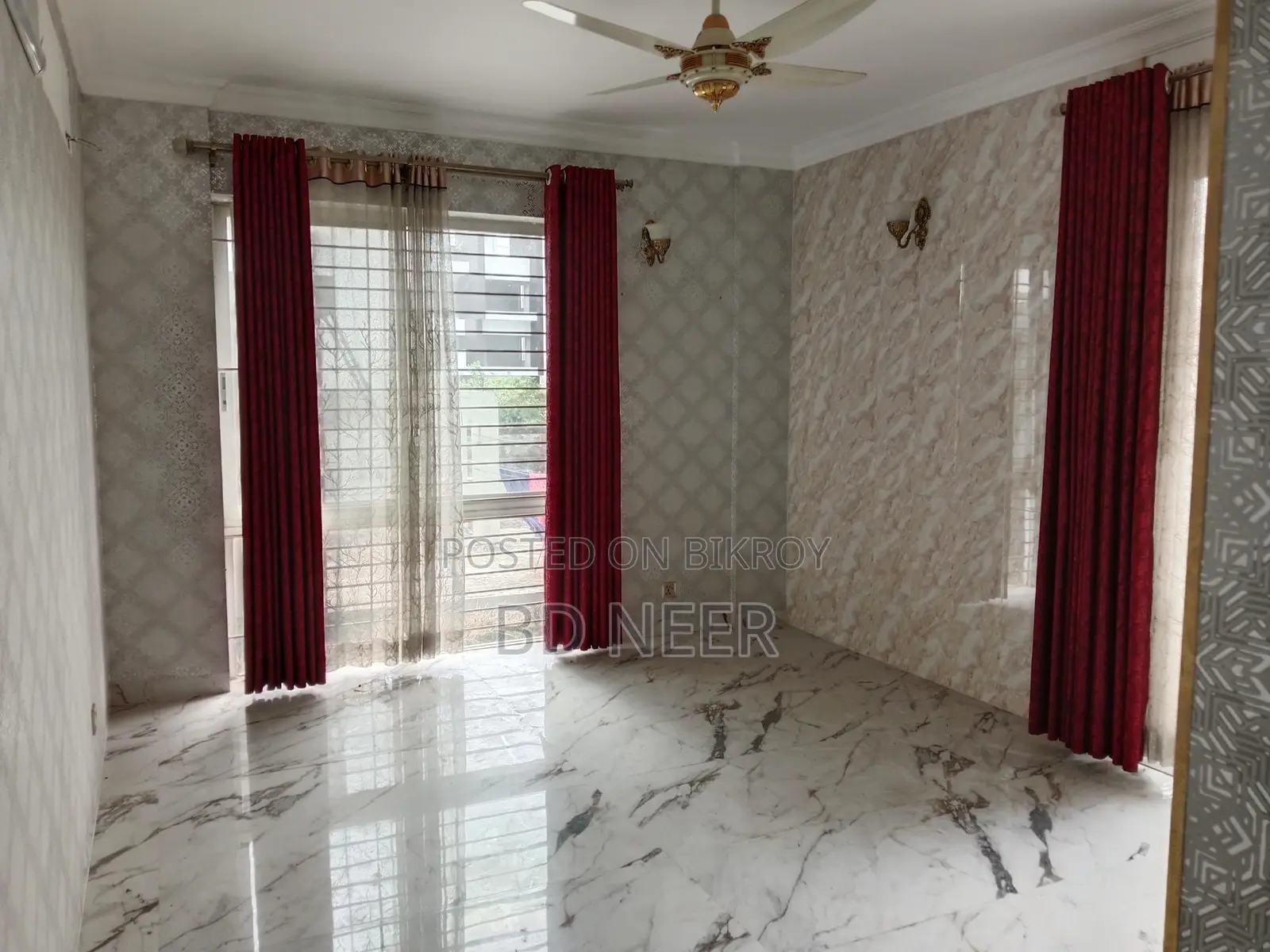 looking so pretty semi furnish 4 Bed room apt available in banani North in Banani