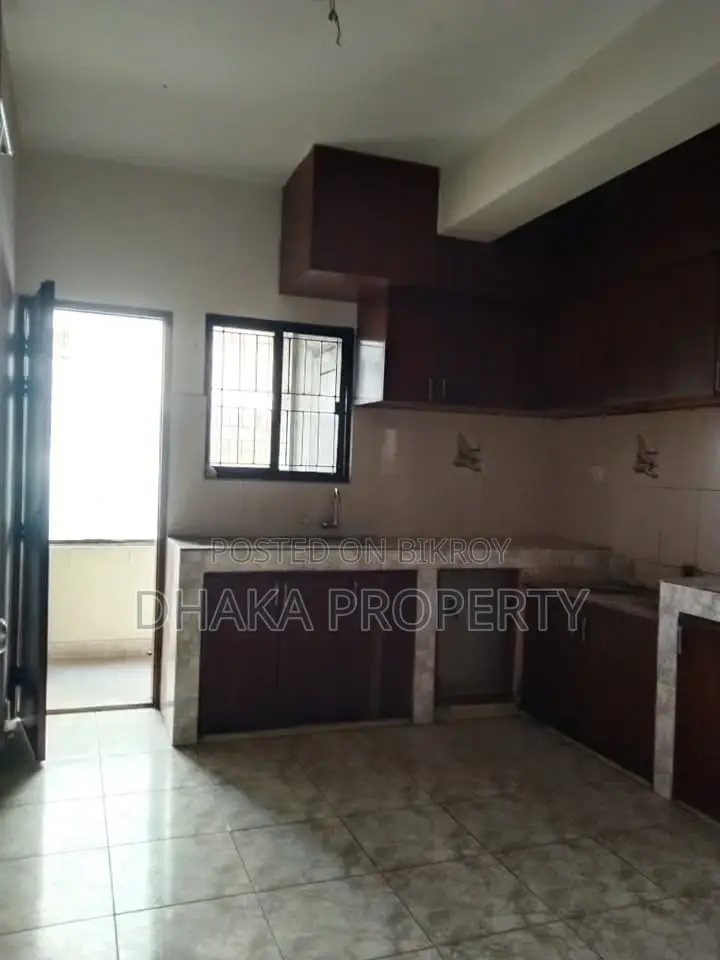 Office Space Rent in Banani (2500-Sqft) in Banani
