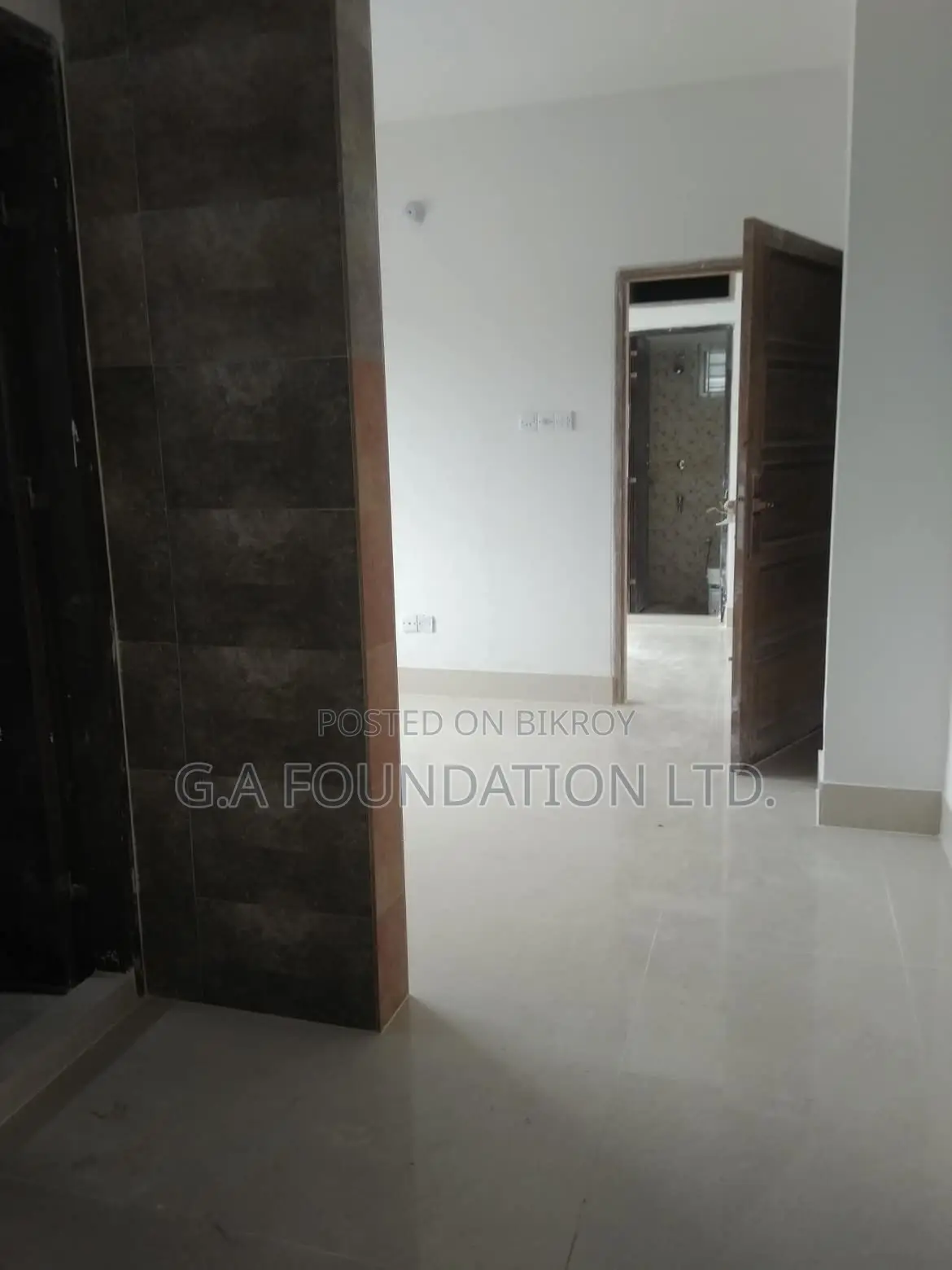 Ready-to-Move Flat for Sale at a Special Offer in Mirpur