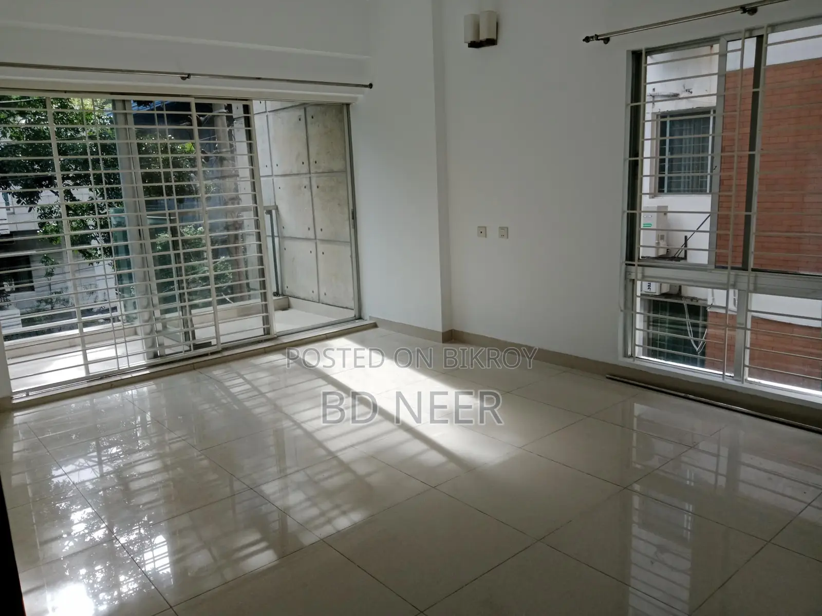 good looking 3 Bed room 2700 sft apt available in Gulshan 2 in Gulshan