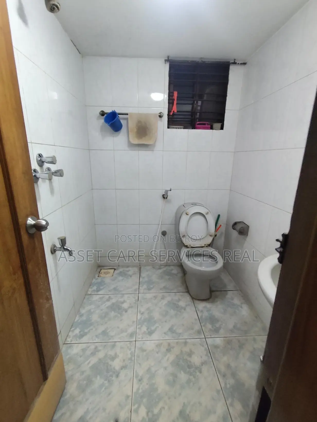 3Bed Un-Furnished Apartment For Rent In South Banani in Banani