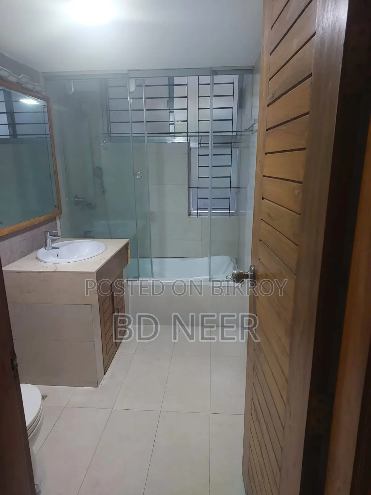 beautiful looking 4 Bed room apt rent in Gulshan in Gulshan