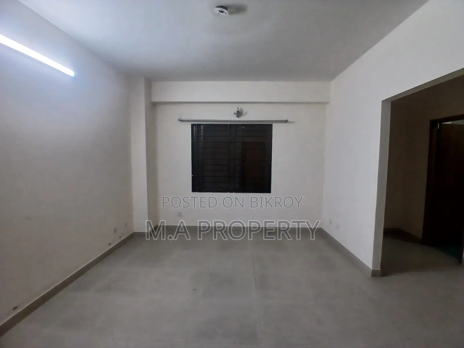 Rent Apartment 2350 sqft 3-Bedroom Gulshan-2 in Gulshan