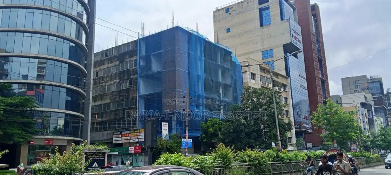 Commercial Property on 9.5 Katha near Dhanmondi 27, Satmasjid Road in Dhanmondi