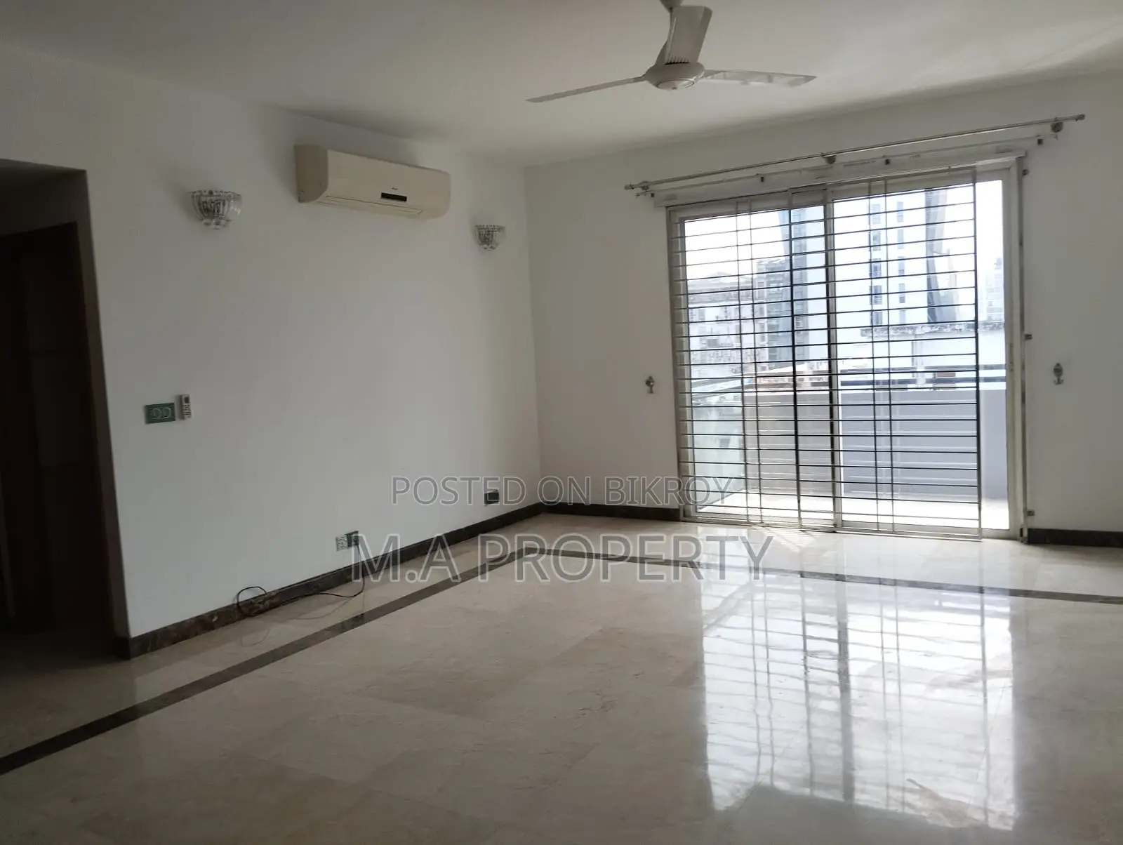 Rent 5-Bedroom Apartment, 7000sqft, 2-Carpark, 7th Floor, Gulshan in Gulshan