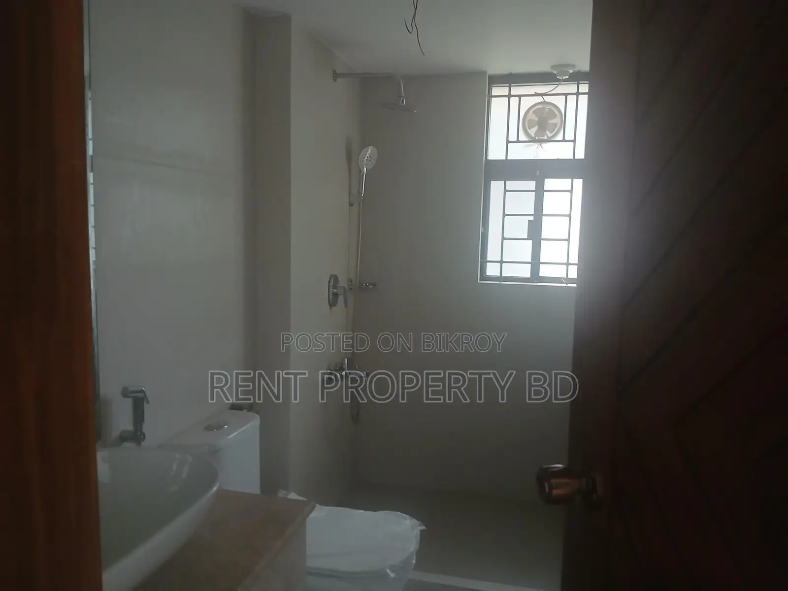 3550 sft office space rent in gulshan in Gulshan