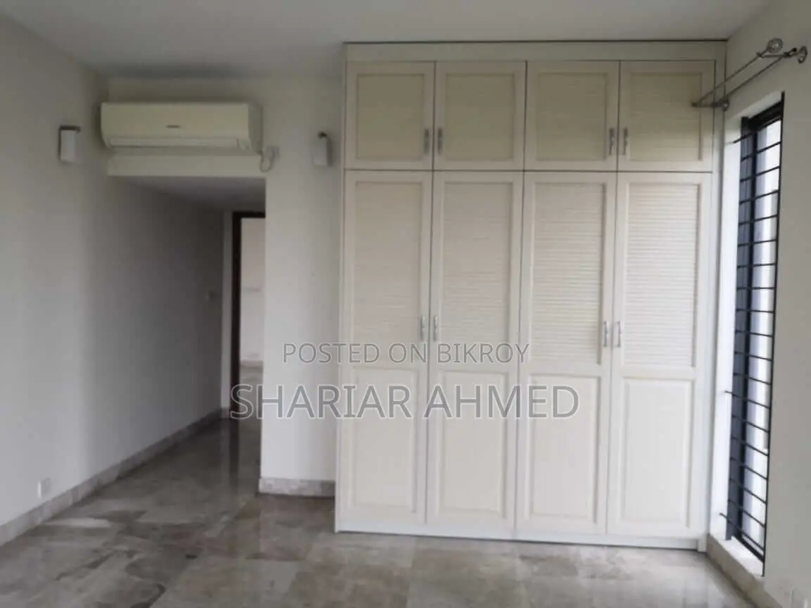 Lake Views With Quality Finishing A 4190 Sqft Apt For Rent In Gulshan in Gulshan