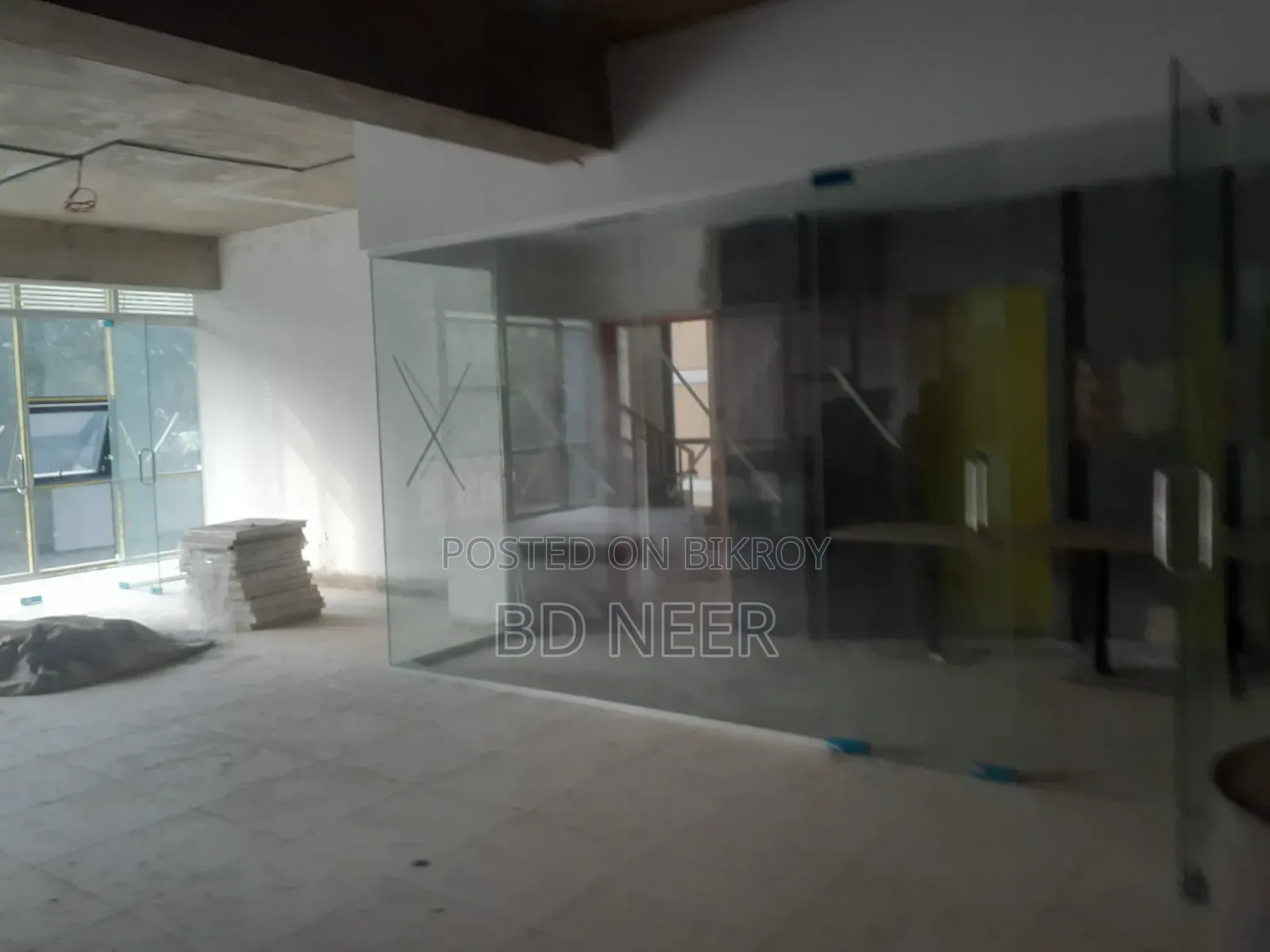 Commercial 1600 Square Feet Office Space Rent in Gulshan-1 in Gulshan