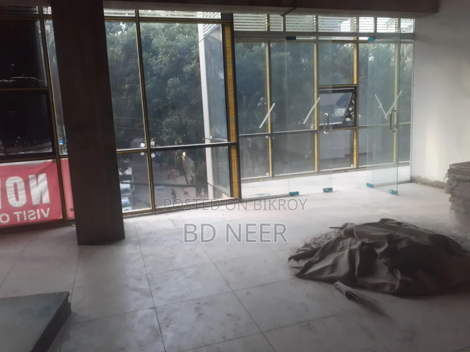 Commercial 1600 Square Feet Office Space Rent in Gulshan-1 in Gulshan
